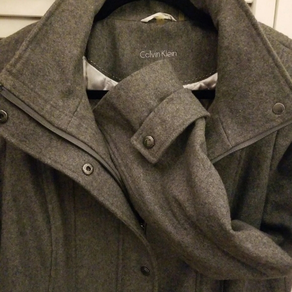 Jacket - Picture 5 of 8